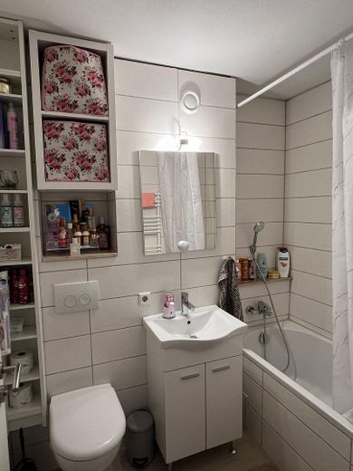 Tasteful 3-room apartment with upscale interior and balcony in Munich Perlach – Foto 15