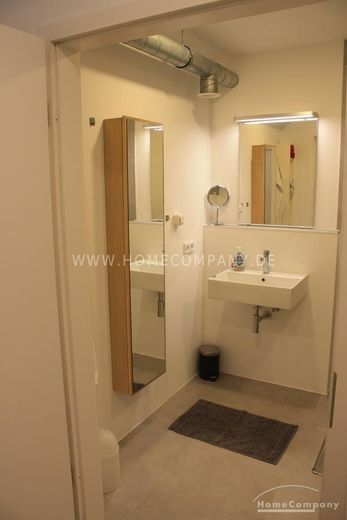 Appartamento business arredato con mobili di alta qualità, terrazza  &  giardino – c28d380d2d159b8ef96548281f177d138a11c177.jpg