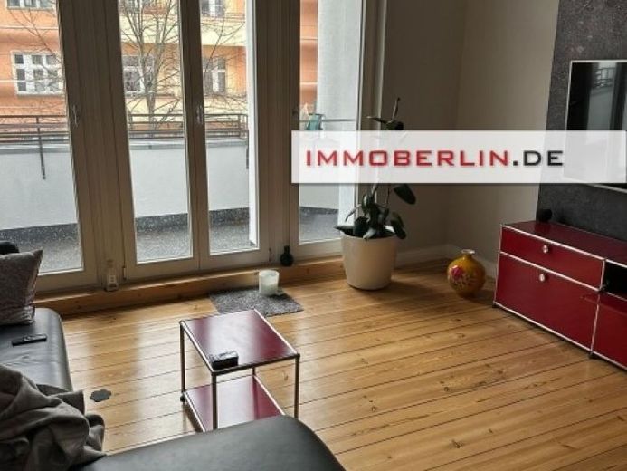 IMMOBERLIN.DE - Ruhig im Bötzow-Kiez! Sehr attraktive Altbauwohnung mit Westloggia – Foto 1
