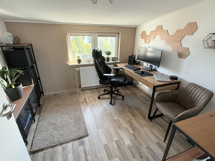 Büro 1 / Kinderzimmer