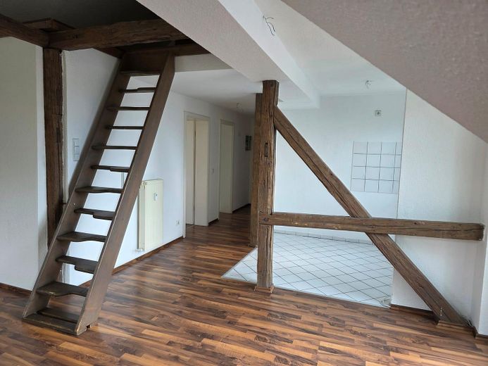 Wohnzimmer mit Küche
