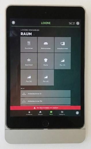 Renoviert & provisionsfrei: Lichtdurchflutete, moderne Villa auf Traumgrundstück – Loxone System