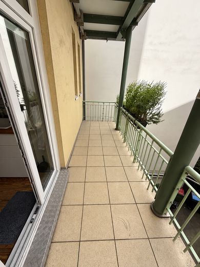 Möbliert & all inclusive: 4,5-Zimmer-Altbauwohnung Hamburg-Neustadt ab Nov '26 – Großer Balkon an der Küche