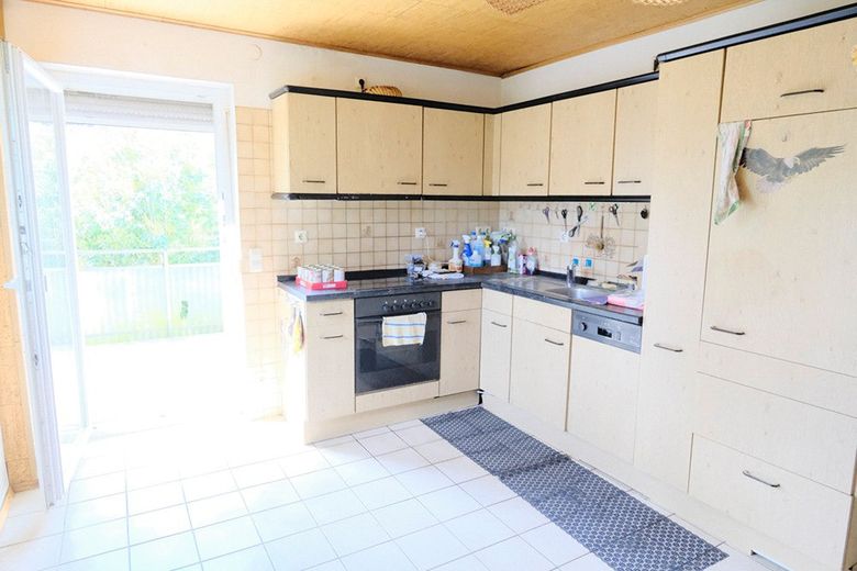 Großzügiges Einfamilienhaus mit viel Platz und Garten – Foto 6