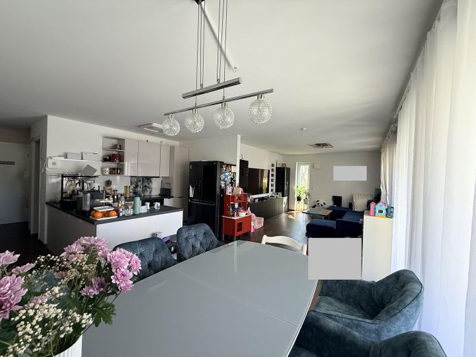 PROVISIONSFREI: 115 m² Familientraum in Top-Lage Hanau-Wolfgang – Wohnzimmer