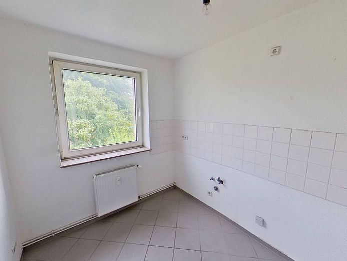 Minden-Dankersen: Odnowione mieszkanie 3-pokojowe z BALKONEM – Ansicht I: Küche