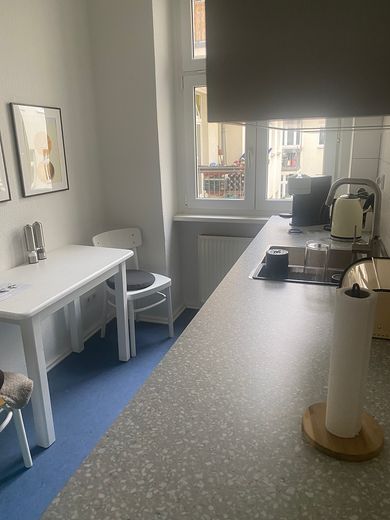Young Urban Professionals or Couple! Furnished Flat with a View! – Foto 5