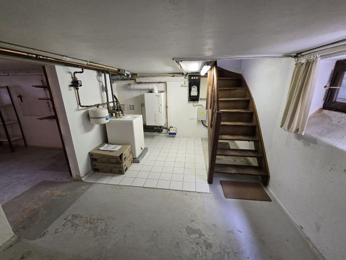 Großzügiges Einfamilienhaus mit viel Potenzial - provisionsfrei – Kellerraum 1 mit Gasheizung