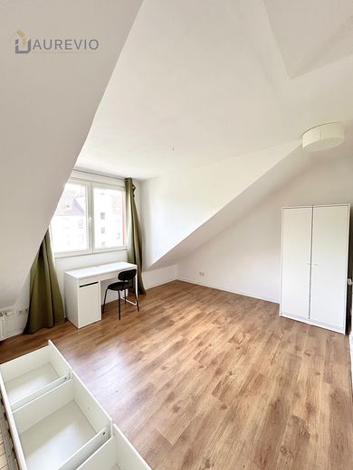 Zimmer (Mitte)