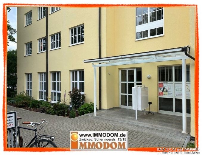 Büroeinheit im Erdgeschoss, hell und modern, SOFORT zu vermieten! – Außenansicht
