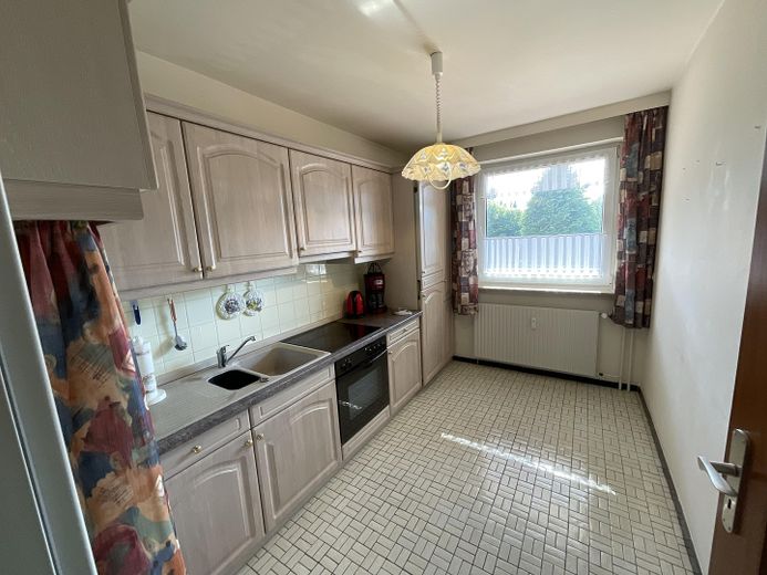 Helle 2-Zimmer-Eigentumswohnung mit Loggia und Garage in ruhiger Lage von Nortorf – Küche
