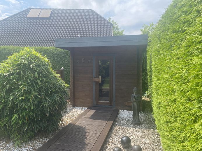 Charmantes Einfamilienhaus in Ostseenähe - Provisionsfrei – Sauna Blockbohlenhaus