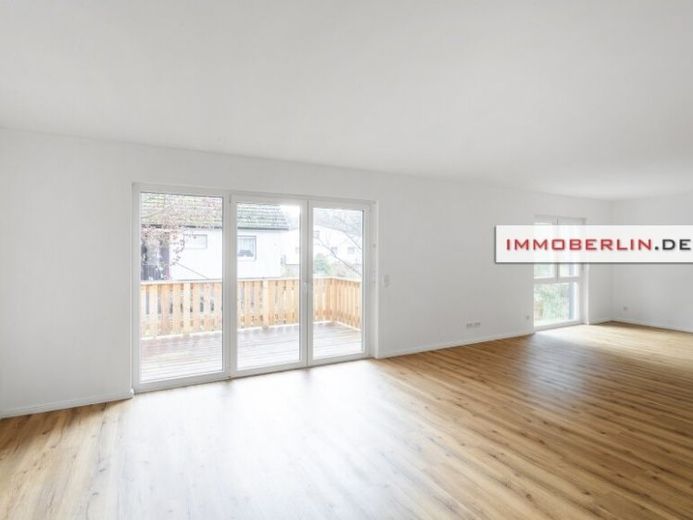 IMMOBERLIN.DE - Ersteinzug! Sehr attraktives Haus mit Südterrasse, Garage & Sonnengarten – Foto 1