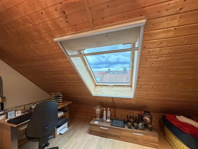 Büro/Kinderzimmer (2. Etage)