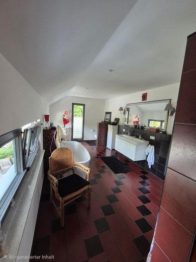 Wohlfühloase in Bad Homburg/Dornholzhausen – Badezimmer