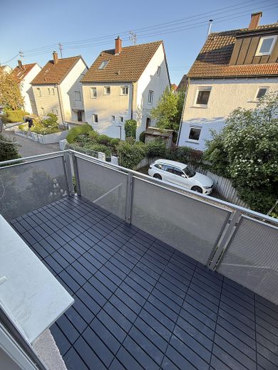Frisch renovierte 3-Zimmer-Wohnung mit Südbalkon, Garage & Top-Potenzial – Balkon 