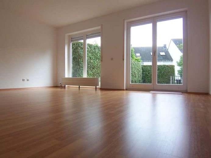 Wohnzimmer/Living Room