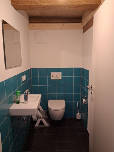 Kernsanierte Fachwerkwohnung mit Aufzug – Wohnen an der historischen Stadtmauer in Bräunlingen – Foto 18