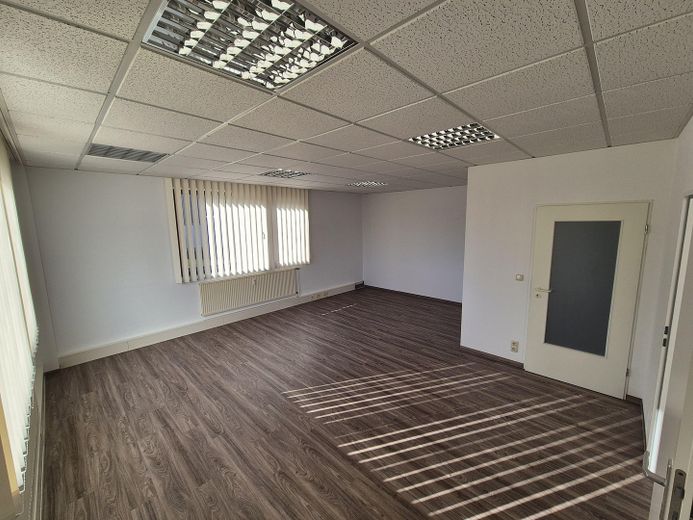 Helle Bürofläche in Kaltenkirchen – Büro Nr. 25