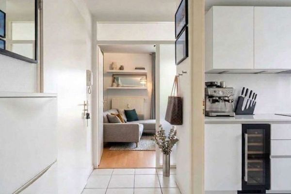 Freiburg-Rieselfeld – Appartement loué de 2 pièces au rez-de-chaussée avec deux terrasses, jardin et place de stationnement
