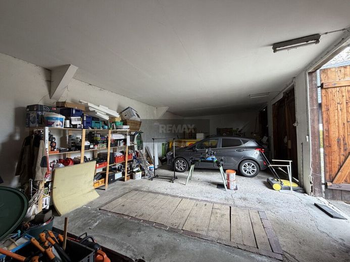 Außergewöhnliches Anwesen mit Wohnhaus, Maisonettewohnungen, Garagenhof und Entwicklungspotenzial – Bild 12
