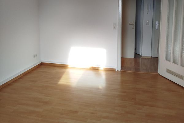 Schöne 2- Zi. Wohnung mitten in Kassel