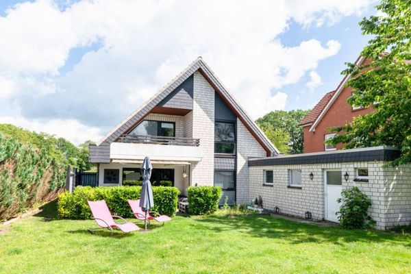 Familienfreundliches Haus mit Garten, Loggia und Garage