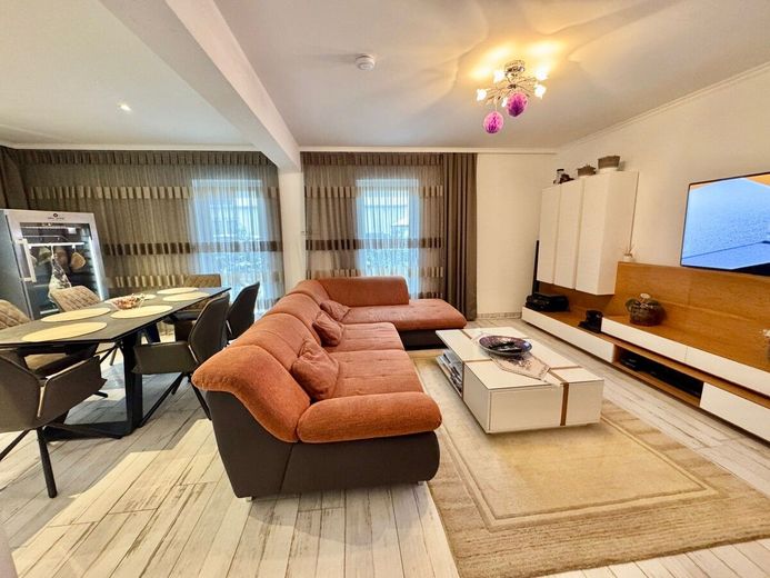 HORN IMMOBILIEN ++ RESERVIERT! Neustrelitz großes tolles Einfamilienhaus mit vielen Extras auf großem Grundstück – Wohnzimmer