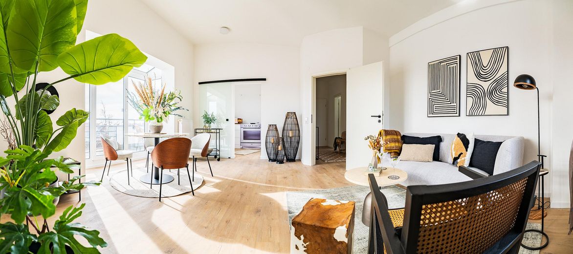 Wohnraum mit Blick zur Küche