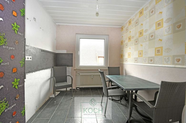 RESERVIERT - Kleines Wohn- und Geschäftshaus am Mecklenburger Weg (Leherheide) – Küche_WE2