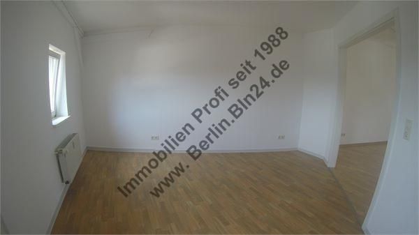 Dachgeschoß - City - Mietwohnung - 2 Personenhaushalt – G0018634