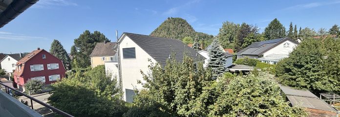 شقة 3,5 غرفة مع إطلالة على هوهنتفايل – Blick vom Balkon zum Hohentwie