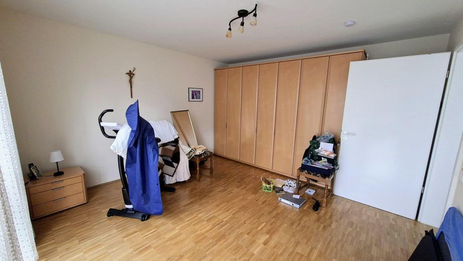 Vivienda acogedora en la ladera: luminosa, tranquila, accesible, con jardín y balcón – Schlafzimmer