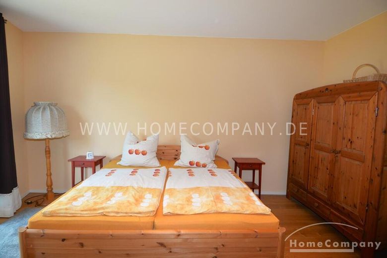 Lichtdurchflutete, große 2-Zimmer-Wohnung in Mitte, möbliert – 04d61a55737d8c1de2c2edf2e63b5e6acba77801.jpg