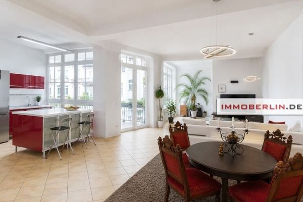 IMMOBERLIN.DE - Appartement ancien exquis avec balcon, ambiance loft & ascenseur au bord de la Sprée