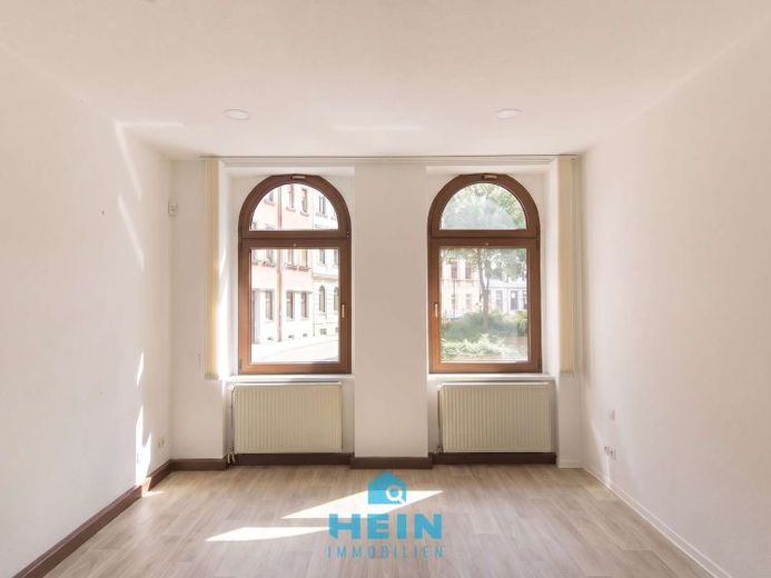 Wohnen im Herzen der Stadt – gemütliche EG-Wohnung mit Terrasse! Frisch renoviert! – Foto 1