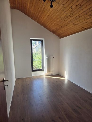Bonn’da hemen taşınmaya hazır sıra ev – Fotoğraf 2