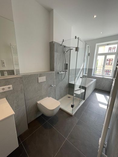 Appartamento di 3 locali appena ristrutturato con ampio balcone – Foto 7