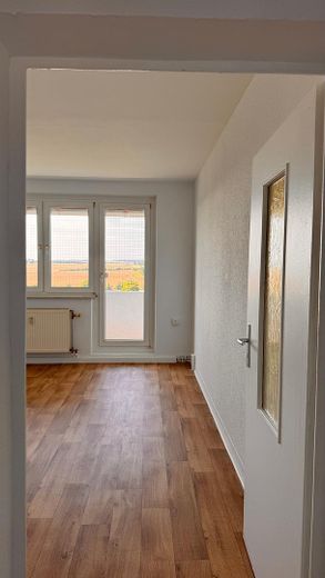 220 € | 59 qm | 3 ZKB Balkon | Günstige Fernwärme – Foto 1