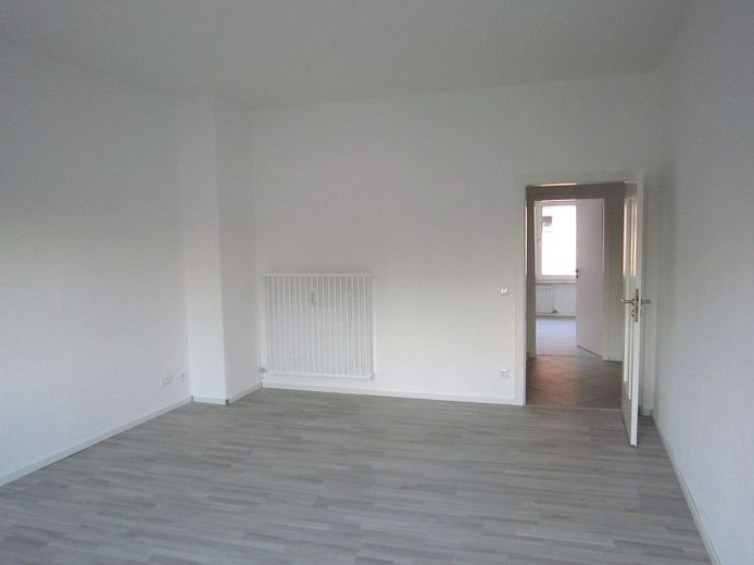 Wohnzimmer 2/2