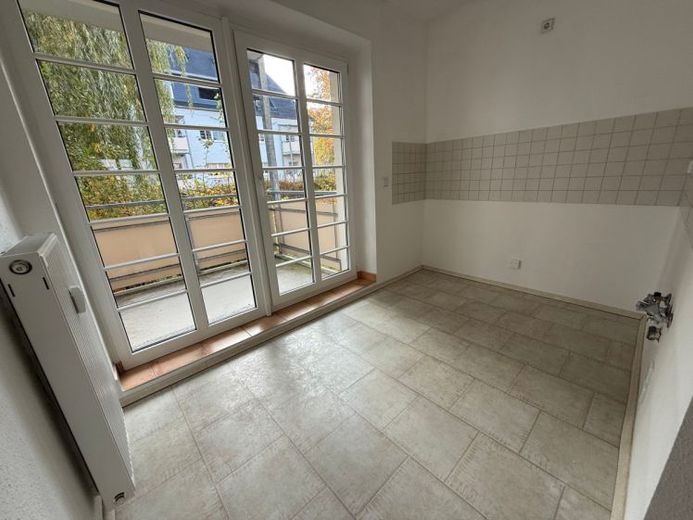 Libero dal 1.11.26 !Nicchia per dormire - balcone a ovest - vasca da bagno – Foto 1