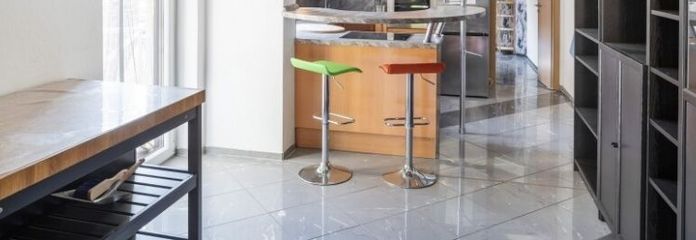IMMOBERLIN.DE - Charaktervolles Ein-/Zweifamilienhaus mit Südwestterrasse, Innenhof & Garage