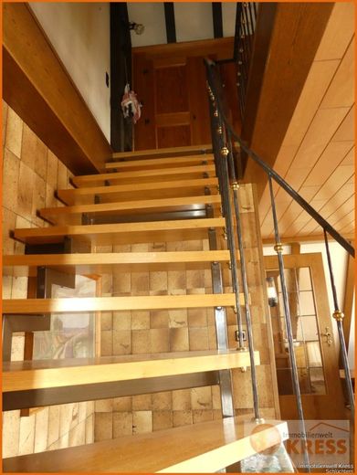 2 Familienwohnhaus mit 3 Wohneinheiten, 3 Garagenstellplätzen, Balkon &amp; Terrasse/Wintergarten – Bild 13