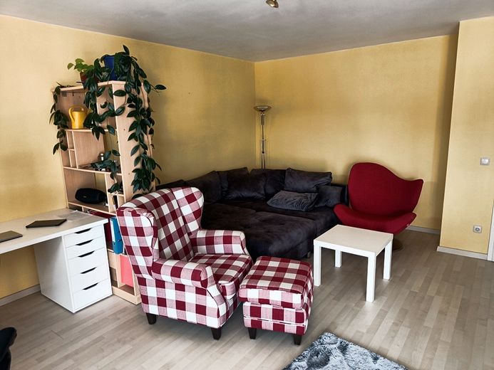 Schöne 2-Zimmer-Wohnung mit gehobener Innenausstattung mit EBK in Regensburger Westen – Foto 6