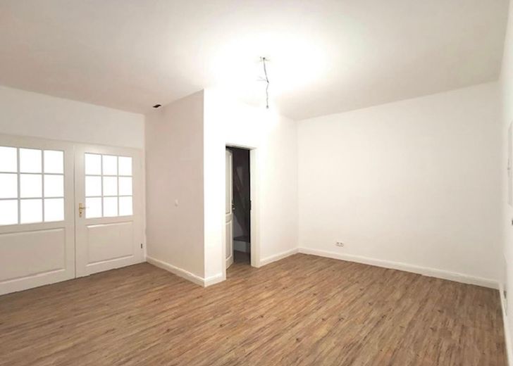 Exklusive barrierefreie Süd Terrassenwohnung in Siegsdorf Heutau - Chiemgauer Alpen – Schlafzimmer Bild 1