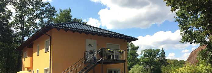 Hausansicht straßenseits