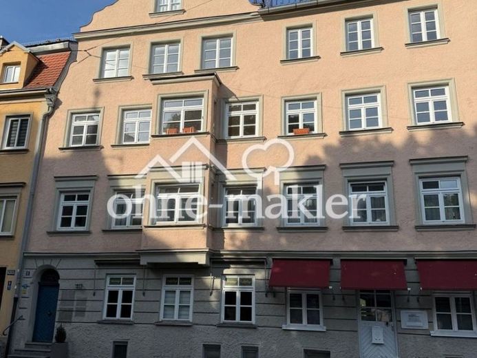 LEERSTEHENDE & Sanierungsbedürftige Wohnung mit Potenzial in Augsburger Top-Lage – Foto 2