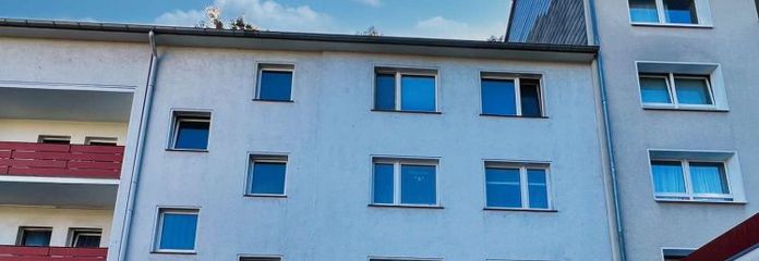 ***frisch saniert, hochwertig und startklar - Wohnkomfort trifft auf Naturnähe