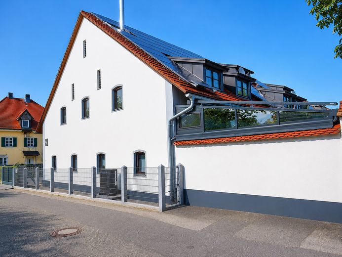 RENDITEOBJEKT* PERFEKT SANIERT* 6 EINHEITEN* nur 1.950.000€* – Foto 3