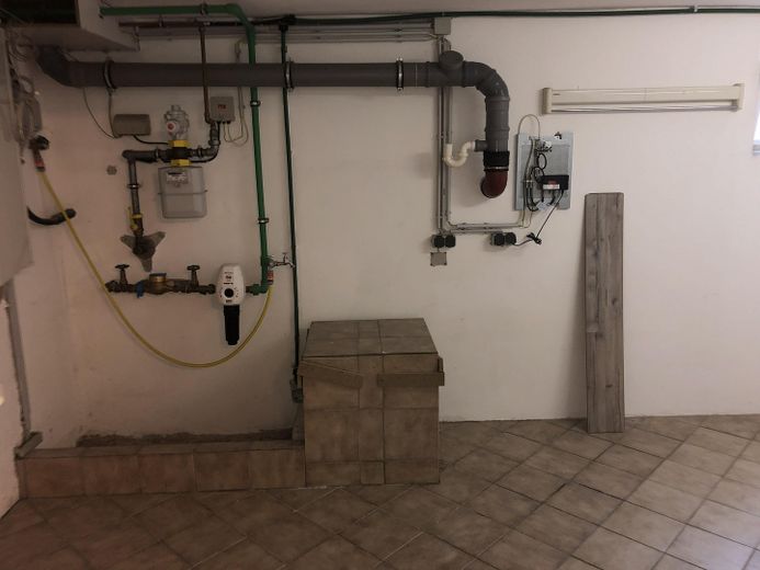 Tussenwoning met veel ruimte voor het gezin – Waschküche